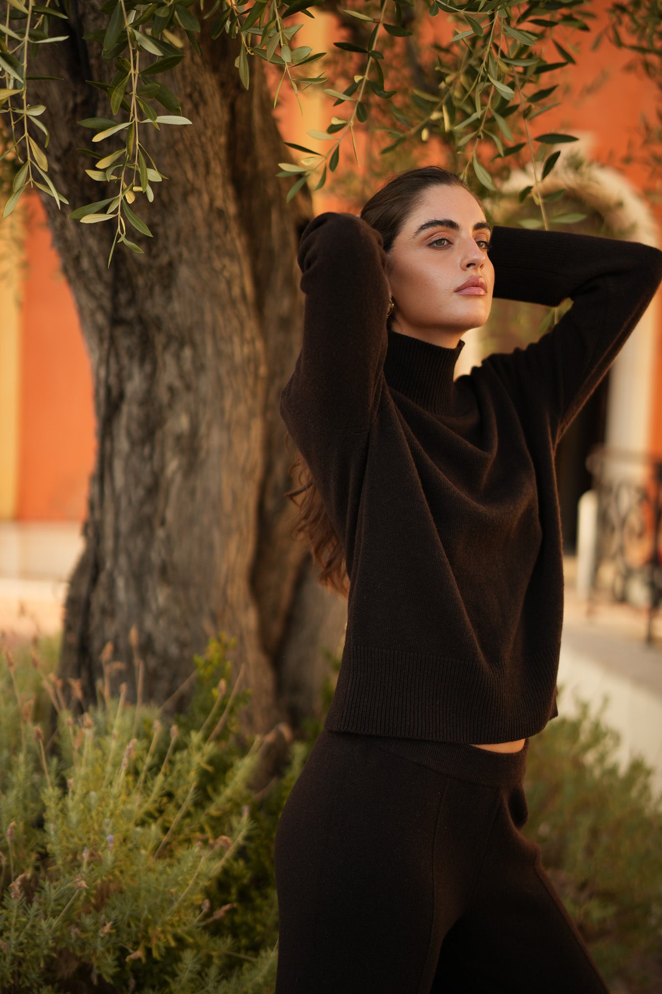 Thick Knitted Centre Seam Trouser (Chocolate)