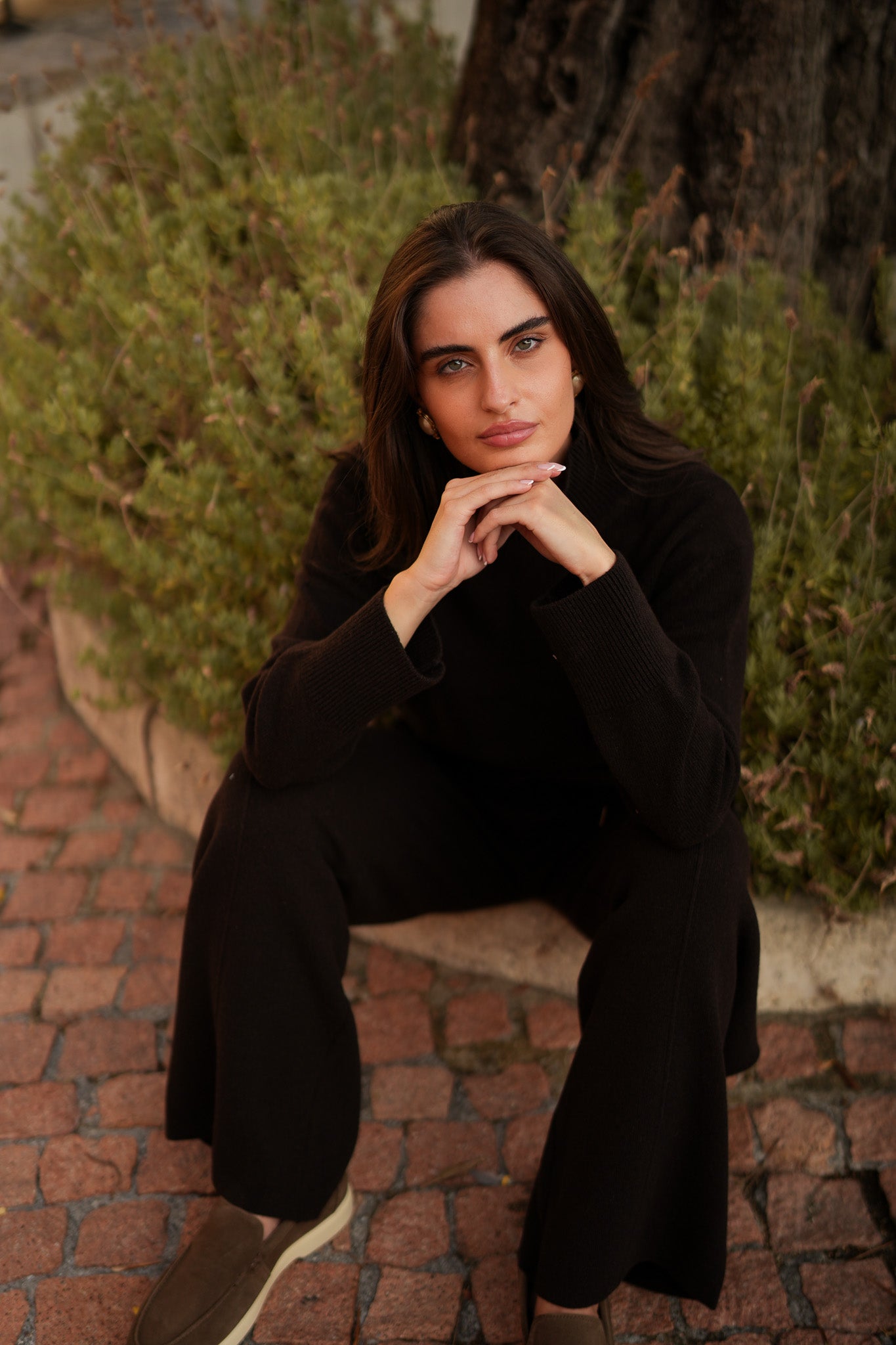 Thick Knitted Centre Seam Trouser (Chocolate)