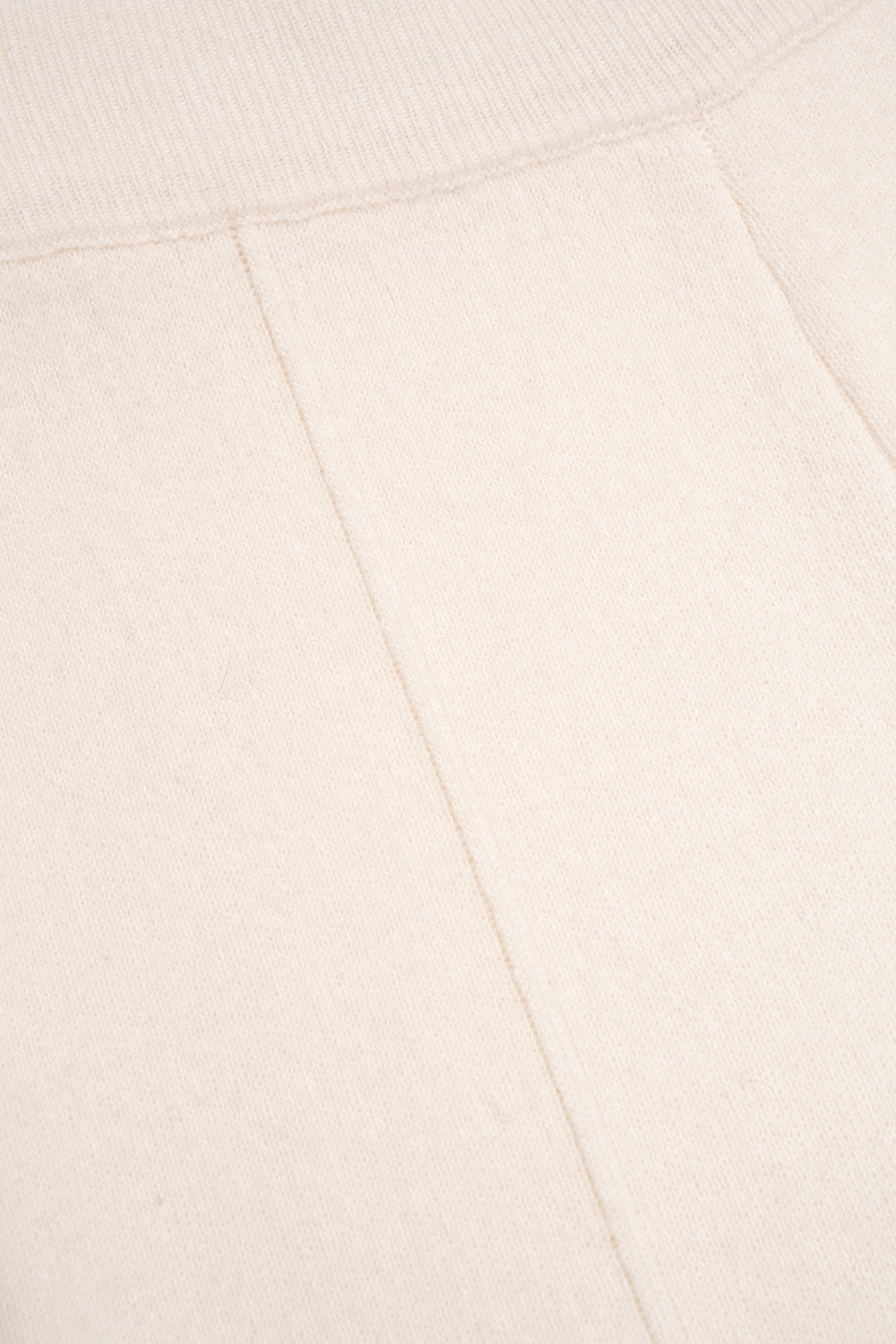 Thick Knitted Centre Seam Trouser (Chantilly)